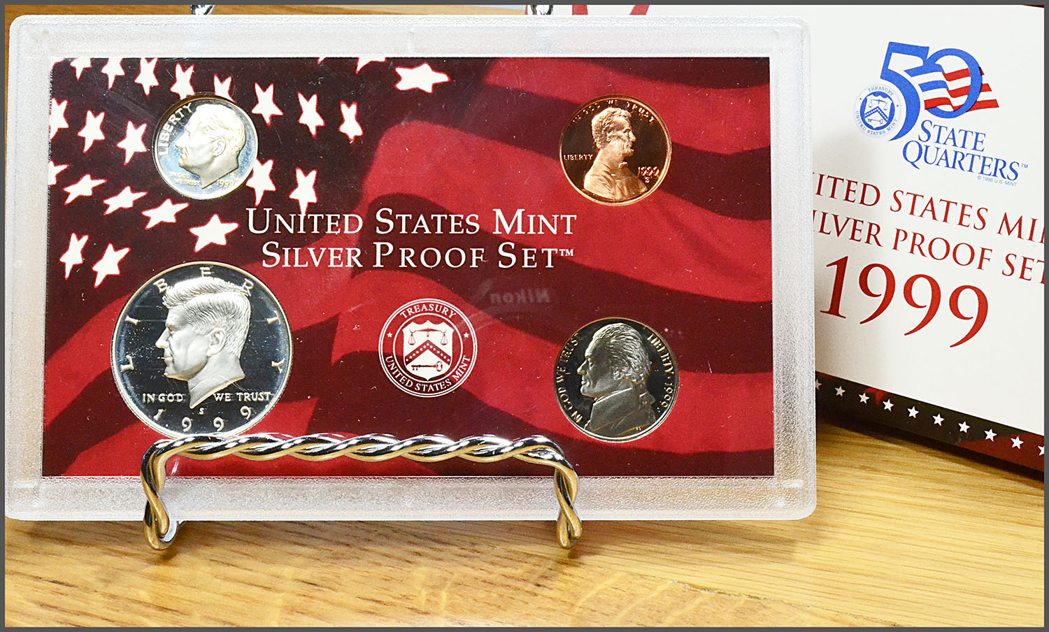 San Francisco Mint Details about   1982 US Proof Set in Original Box and Holder 5 Coins  